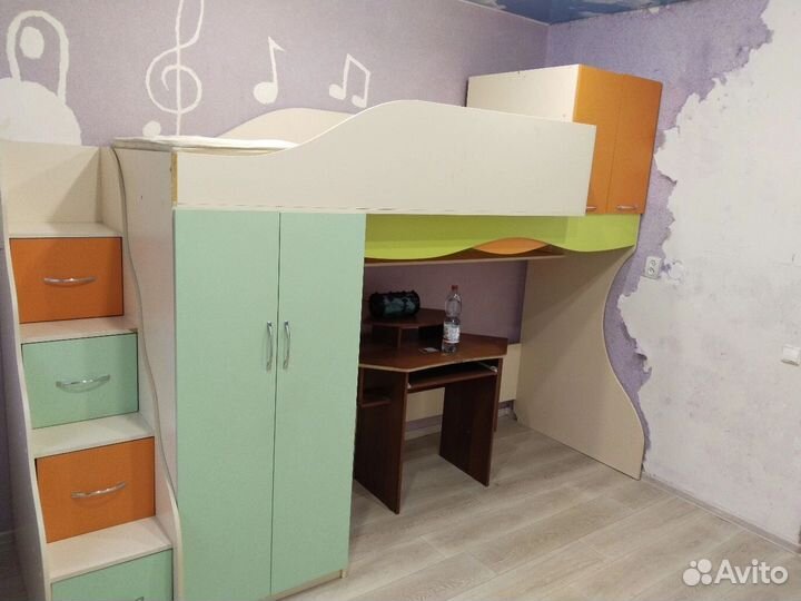 Детская кровать чердак со шкафом