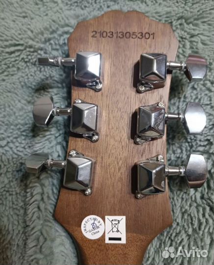 Электро гитара