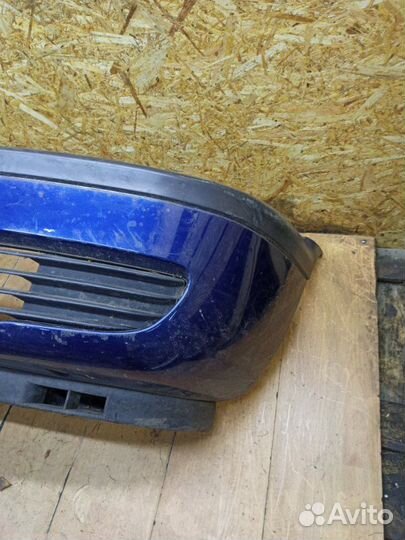 Бампер передний Opel Zafira A минивен Z16XE 2004