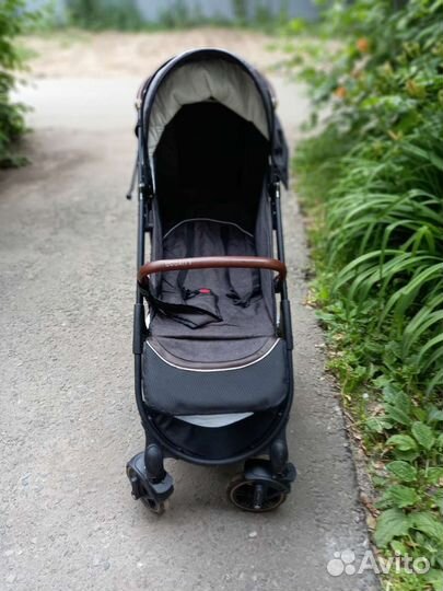 Прогулочная коляска luxmom