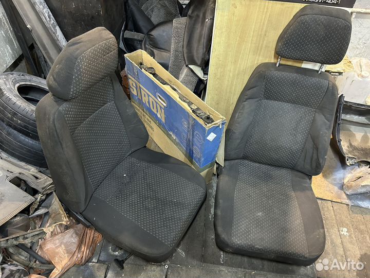 Сиденья на priora