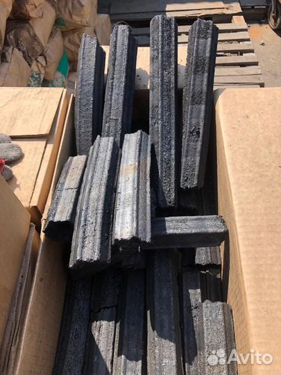 Уголь в брикетах