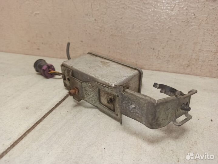 Блок розжига ксенона 4A0941471