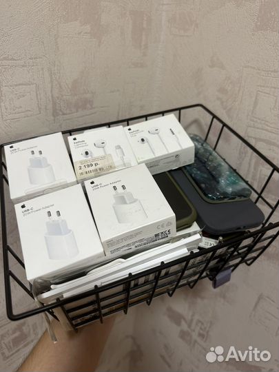 Аксессуары для iPhone