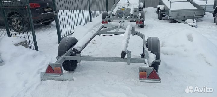 Прицеп к л/а для перевозки лодки до 4.6м и 400кг