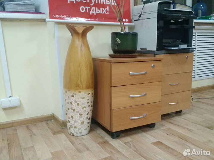 Ваза напольная, дерево, камень