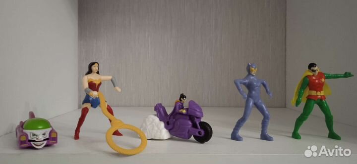 Фигурки супергероев