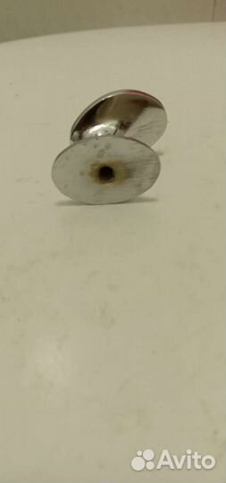 Ручка-кнопка для мебели