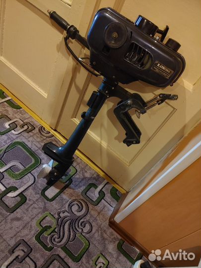 Лодочный мотор3.5