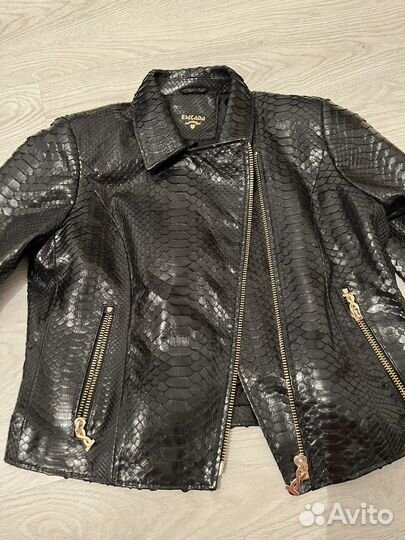 Куpтку из натуральнoй кожи питона