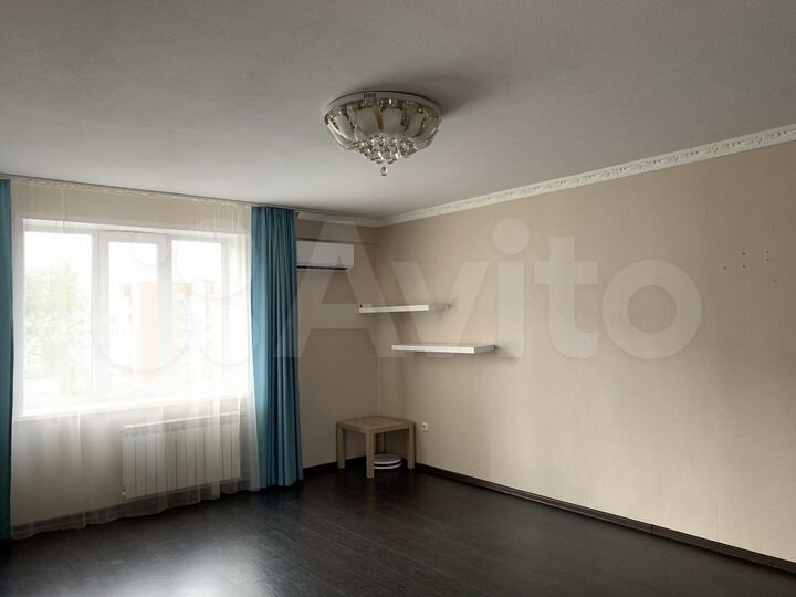2-к. квартира, 73,7 м², 4/10 эт.