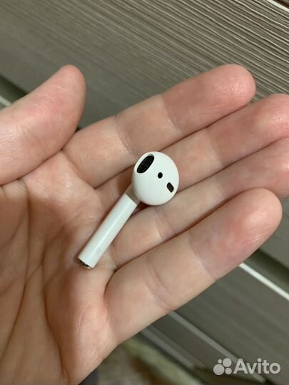 Airpods 1 го поколения (Оригинал)
