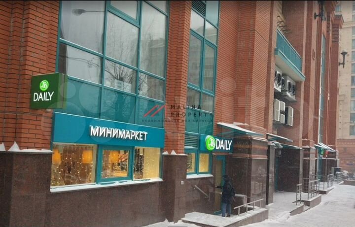 Продам торговое помещение, 284 м²