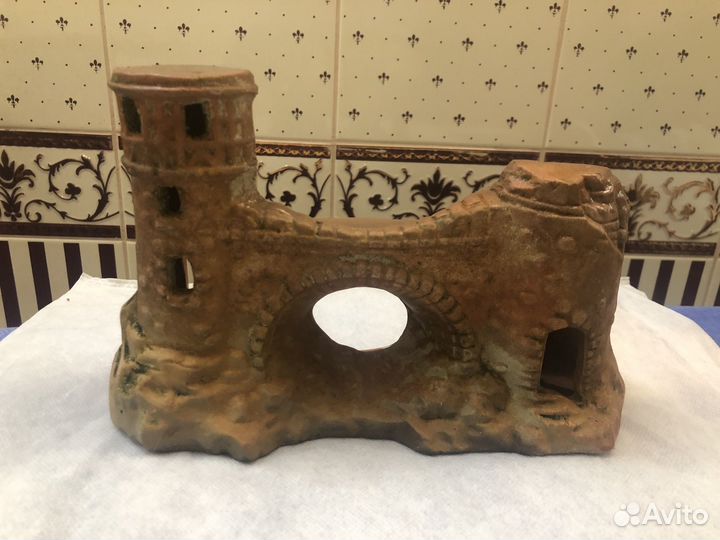 Грот для аквариума замок