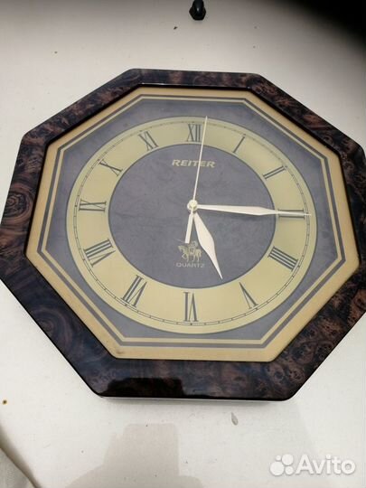 Часы настенные