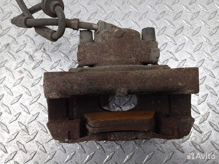 Суппорт передний левый Volkswagen T5 T5 7H0105D