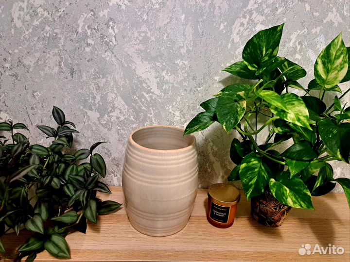 Ваза, кашпо