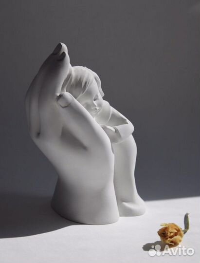 Подарок маме Статуэтка Рука матери