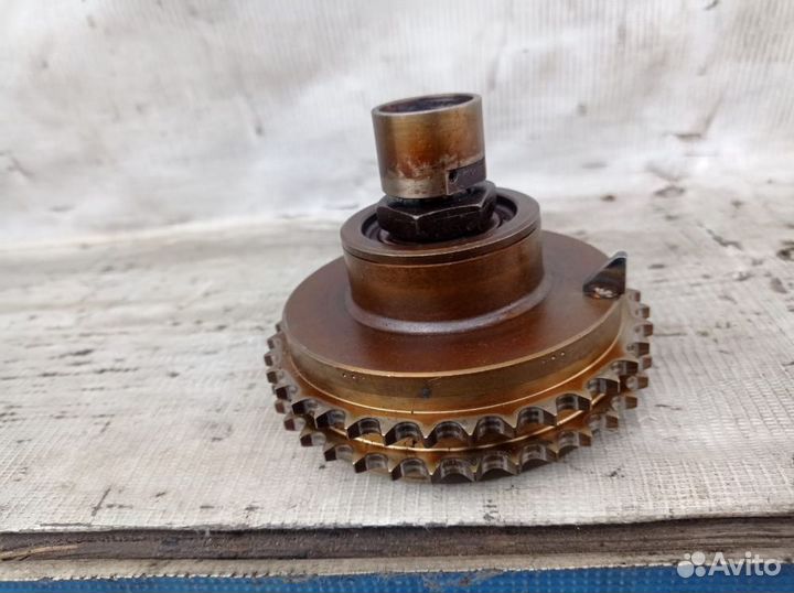 Фазорегулятор Mercedes W124 2.8 бензин M104.942