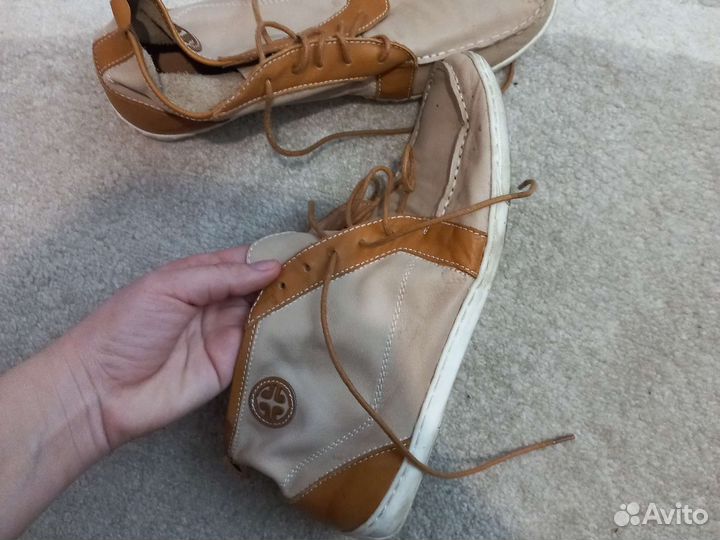 Ботинки женские