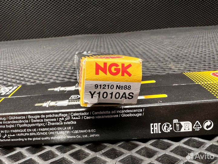 Новая свеча накала оригинал из Европы NGK 91210