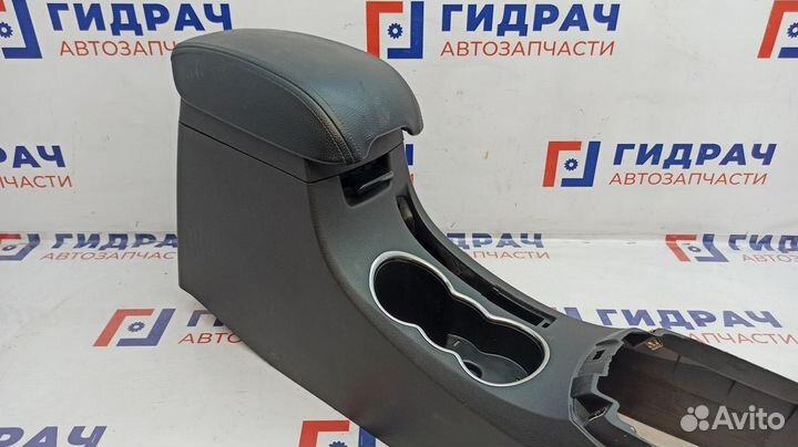 Консоль Geely Emgrand EC7 106802273300669. Царапин