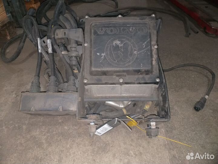 Блок AdBlue FH13 Volvo 21161861