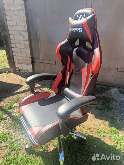 Компьютерное игровое кресло