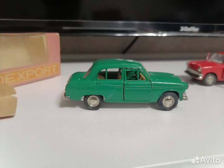 Москвичи 403 А7