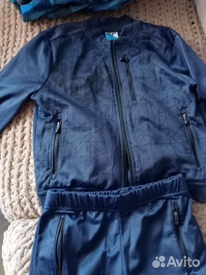 Спортивный костюм