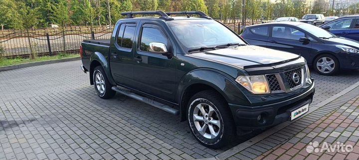 Nissan Navara 2.5 AT, 2007, 216 360 км