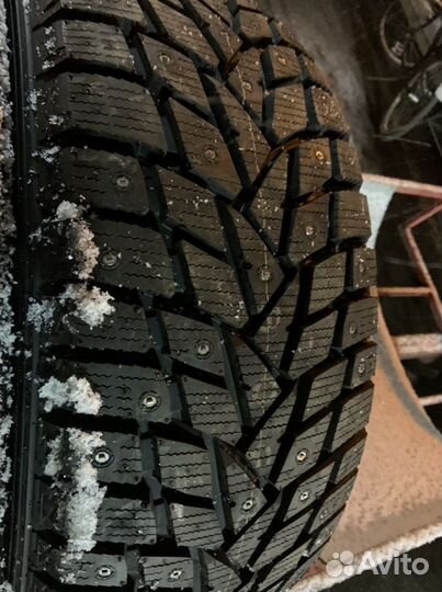 Dunlop Grandtrek Ice 02 255/50 R19 и 285/45 R19 107T