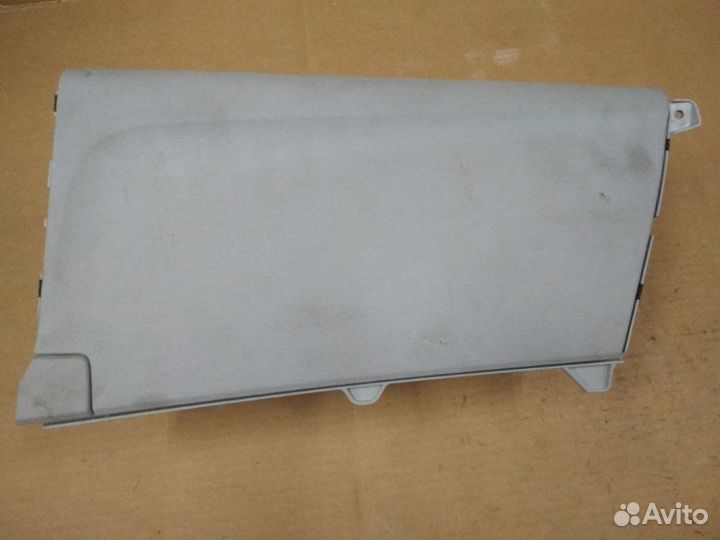 Бардачок верхний в торпедо Toyota Sienna III