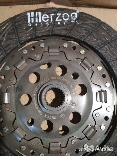 Накладки диска сцепления 06J141031E 62332270