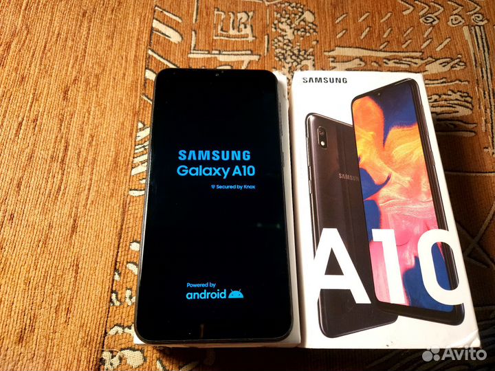Samsung Galaxy A10, 2/32 ГБ