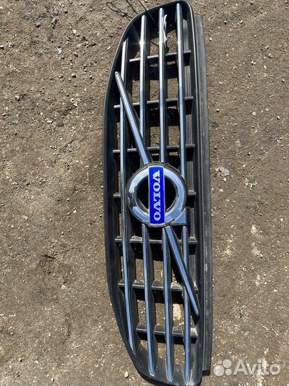 Решетка радиатора volvo xc60