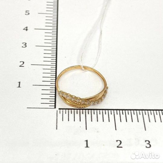 Золотое кольцо с камнем 17р