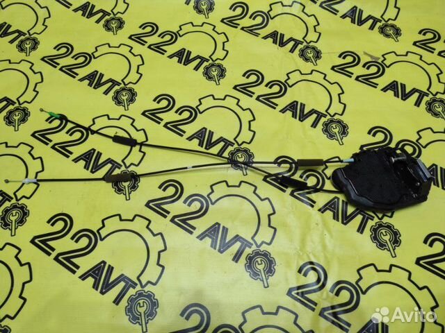 Замок двери задний правый Toyota Camry ACV40