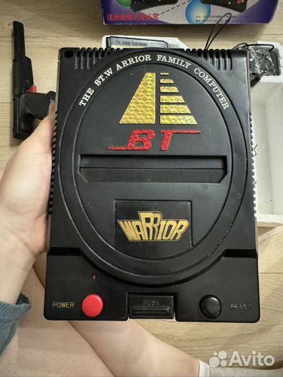 Игровая приставка The St.Warrior