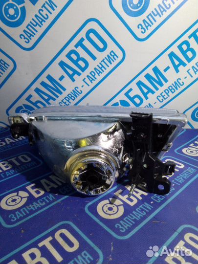 Фара передняя правая Toyota Camry Gracia 96-99