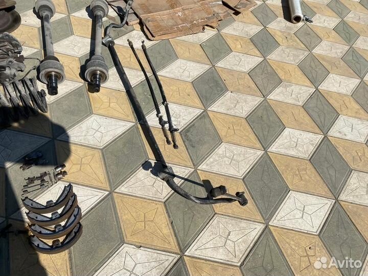 Задний стабилизатор на Mercedes W212