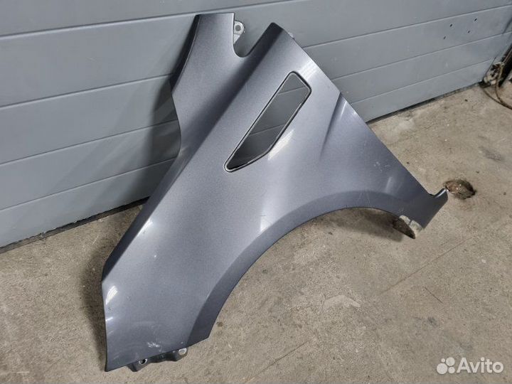 Крыло переднее левое Kia Rio С 2011