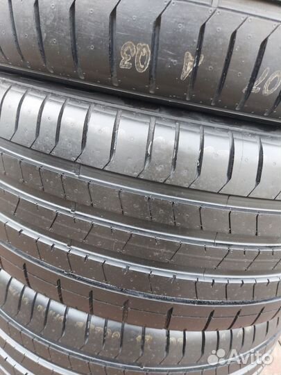 Pirelli P Zero PZ4 275/45 R21 и 315/40 R21 111Y