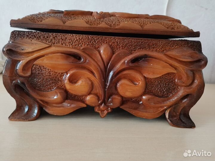 Шкатулка для украшений
