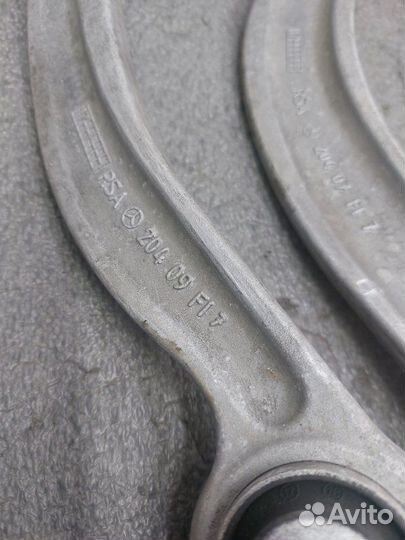 Рычаги подвески задние правые Mercedes-Benz Glc