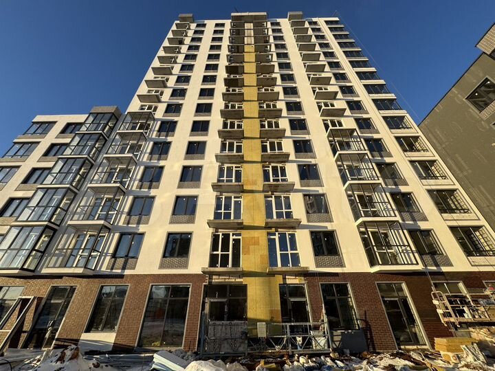 2-к. квартира, 58 м², 4/15 эт.