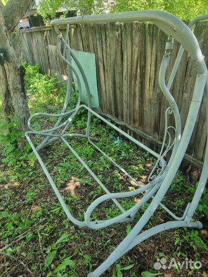 Каркас для садовых качелей