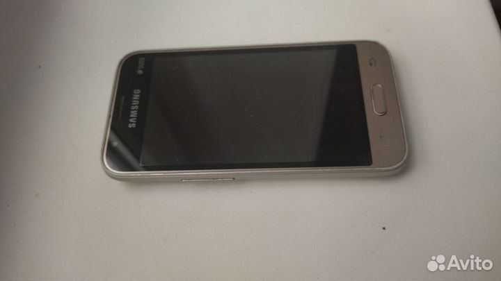 Смартфон Samsung