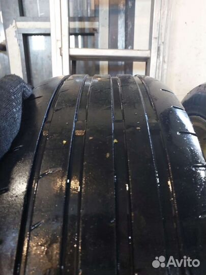 Federal Evoluzion ST-1 225/45 R18