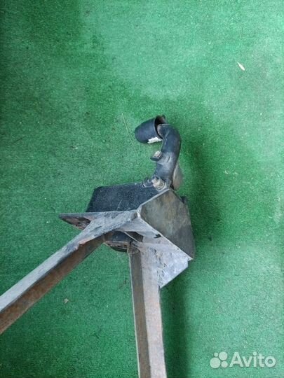 Фаркоп на УАЗ буханку со сменным крюком
